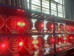 Señalización LED de Alta Calidad para Paradas de Autobús Escolar, Señalización de Tráfico Electrónica Automática - Product Image 6