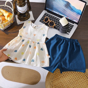 Conjunto <span class=keywords><strong>de</strong></span> Verano <span class=keywords><strong>de</strong></span> Dos Piezas para Niñas, Estilo Europeo Americano, Camiseta con Estampado <span class=keywords><strong>de</strong></span> Mariposas y Pantalones Cortos <span class=keywords><strong>de</strong></span> Fibra <span class=keywords><strong>de</strong></span> Poliéster, <span class=keywords><strong>Ropa</strong></span> para Niñas <span class=keywords><strong>al</strong></span> <span class=keywords><strong>por</strong></span> <span class=keywords><strong>Mayor</strong></span> - Product Image 6