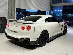 Kit carrosserie en fibre de carbone pour pare-chocs avant arrière style <span class=keywords><strong>Nissan</strong></span> <span class=keywords><strong>GTR</strong></span> <span class=keywords><strong>2024</strong></span> TSPE - Product Image 5