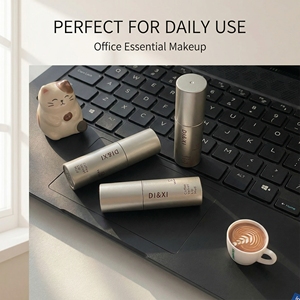 Kit <span class=keywords><strong>de</strong></span> gloss à lèvres <span class=keywords><strong>de</strong></span> luxe organique repulpant et teinté effet velours, avec logo personnalisé pour le maquillage quotidien - Product Image 3