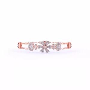Bracelet tendance en forme de fleur, diamant rond taille brillant, or blanc 18 carats, design classique étincelant - Product Image 4