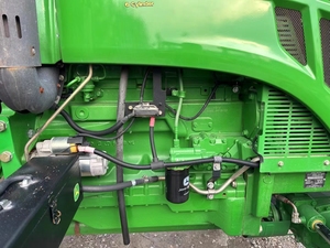 Tractor <span class=keywords><strong>John</strong></span> <span class=keywords><strong>Deere</strong></span> 6B-1404 Pre-enservicio, Económico, con Chasis Estable y Gran Potencia de Tracción para Grandes Fincas en Sudamérica - Product Image 3