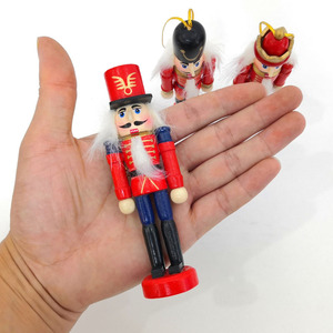 Meilleure vente 6 pièces en bois casse-noisette ensemble pendentif de noël couleur <span class=keywords><strong>dessin</strong></span> noyer <span class=keywords><strong>homme</strong></span> soldat marionnette jouets pour garçons et filles - Product Image 4