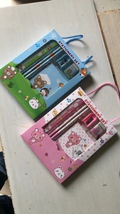 Soododo Atacado Kit de Papelaria de Aniversário para Meninos e Meninas para Prêmios de Sala de Aula e Presentes de Jardim de Infância Acompanhado por uma Caixa de Presente - Product Image 6