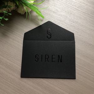 ซองกระดาษคราฟท์เคลือบด้วยฟอยล์สีดำแบบกำหนดเองสำหรับบัตรเครื่องประดับ/บัตรกำนัล - Product Image 2