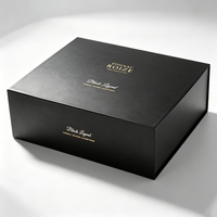 Caja de Regalo Magnética Personalizada para Juego de Ron y Vasos, Cartón Rígido Reciclable Ecológico con Inserto de Espuma