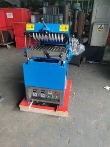 Machine semi-automatique pour <span class=keywords><strong>cornets</strong></span> <span class=keywords><strong>de</strong></span> crème glacée / Prix <span class=keywords><strong>de</strong></span> la machine à <span class=keywords><strong>cornets</strong></span> <span class=keywords><strong>de</strong></span> crème glacée / Machine à <span class=keywords><strong>cornets</strong></span> <span class=keywords><strong>de</strong></span> crème glacée - Product Image 3