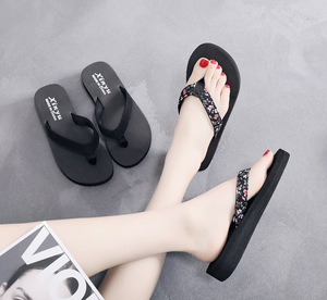 Verano nueva moda gran oferta sandalias <span class=keywords><strong>de</strong></span> mujer varios colores cómodos al aire libre peso ligero forma plana característica antideslizante - Product Image 6