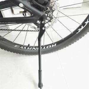 Béquille latérale réglable en alliage d'aluminium pour VTT, fixation rapide, noire, équipement de cyclisme - Product Image 3