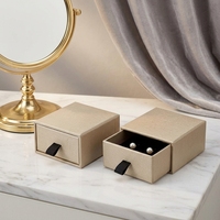 Boîte cadeau rigide pliable gaufrée de luxe durable et écologique en carton recyclé, imprimée sur mesure, avec tiroir doré de marque
