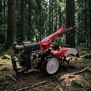 Motoculteur à deux roues pour l'agriculture, le déchaumage des vergers, le creusement de fossés et le désherbage - Product Image 2