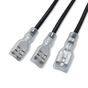 Op maat gemaakte PVC-geïsoleerde koperen kern 12V draadboomkabelassemblage adapter JST 2 4 8-pins 4,8 mm 6,3 mm Faston-aansluiting SRITEC - Product Image 1