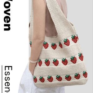 Bolso de Hombro de Ganchillo para Mujer, Gran Capacidad, Otoño e Invierno, Diseño Popular de Fresas, Venta al Por Mayor - Product Image 6