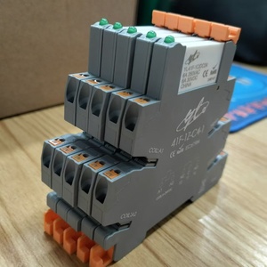 Tùy chỉnh tiếp sức thu nhỏ 24V <span class=keywords><strong>PLC</strong></span> điều khiển công nghiệp tiếp sức ổ cắm 6.22mm Độ dày vít loại điện năng thấp DIN đường sắt - Product Image 1