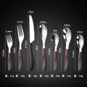 Juego de cubiertos con mango de imitación de madera Pang, cuchara, tenedor y cuchillo de acero inoxidable 304, apto para lavavajillas, para uso en restaurantes infantiles - Product Image 1