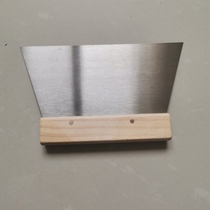 Grande Utensile da cucina in acciaio al carbonio in metallo raschietto tritatutto con manico in legno multiuso taglia pasta per pane - Product Image 3