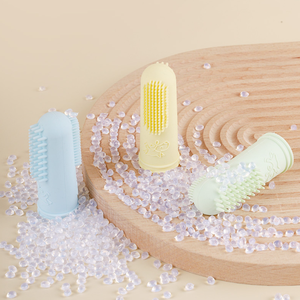 Cepillo de <span class=keywords><strong>dientes</strong></span> de silicona suave reutilizable de doble cara para mascotas, cepillo de <span class=keywords><strong>dientes</strong></span> portátil de lujo para <span class=keywords><strong>perros</strong></span>, herramienta de aseo ecológico para mascotas - Product Image 1