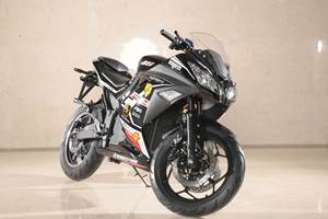 Moto tout-terrain puissante chinoise de 17 pouces, 3000W/5000W, à deux roues - Product Image 4