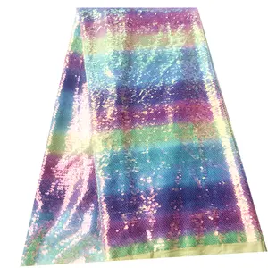 Elbise dans giyim için yeni tasarım pullu kristal gökkuşağı streç örgü payet işlemeli kumaş