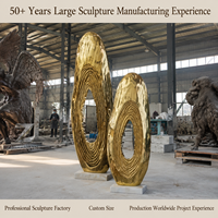 Sculpture ovale abstraite en aluminium, artisanat métallique fait main, finition antique, art moderne, décoration pour hall d'hôtel et jardin, durable, directement de l'usine