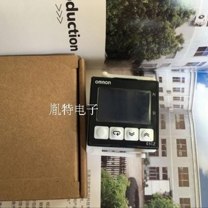   Controlador de Temperatura E5CZ R2MT Q2MT, Automatización Industrial, 240V, 1 Entrada/Salida, Memoria de Datos - Product Image 2