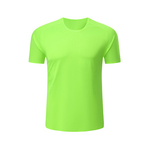 T-shirts de sport pour hommes, col rond, sans coutures, personnalisables, pour impression par sublimation, avec découpe laser. - Product Image 3