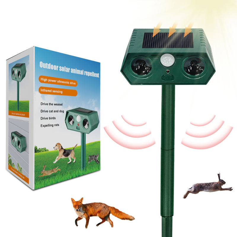 Répulsif animal extérieur à ultrasons à énergie solaire avec lumière clignotante explosive pour chat chien cerf écureuil coyote skunk oiseau