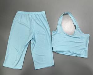 Viviblook Z616ST03 Conjunto de Verano de 2 Piezas: Top Corto de Punto Sólido con Cuello en V y Espalda Descubierta y Pantalones de Cintura Alta para Yoga, Fitness y Tenis - Product Image 3