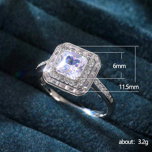 Anello di Fidanzamento F753 in Oro Bianco con Diamante Naturale Taglio Asscher Colore G per Donna - Product Image 5