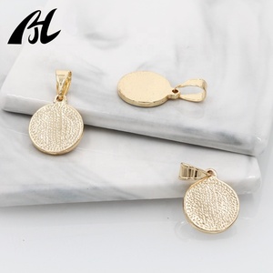 Collar con colgante de elefante chapado en oro de 18 quilates, joyería con abalorio de Animal bonito con patrón personalizable, Material de cobre de aleación de alta calidad - Product Image 5