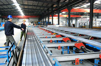 Corigy Aluminium T pied pv rayonnage accessoires personnalisé solaire L pied pour toit plat montage solaire support
