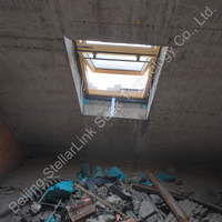 Fenêtre de toit à charnière centrale en aluminium et bois, haut de gamme, en pin massif, pour maison passive, avec micro-ventilation réglable