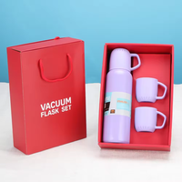 Penjualan terlaris 500ml botol termos vakum Set portabel cangkir vakum baja tahan karat botol termos, satu cangkir dua tutup kotak hadiah