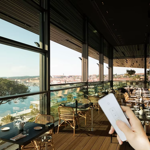 Fenêtres électriques en verre rétractables pour café et magasin, cadre en aluminium, guillotine panoramique verticale télescopique coulissante - Product Image 1