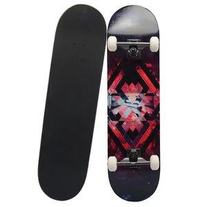 Wholesale 31 inch Complete Skate Board 7 Layer Maple Wood Skateboard for Extreme Sports and Outdoors