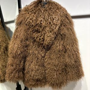 <span class=keywords><strong>Abrigo</strong></span> de piel de oveja de camello para mujer con cuello Natural Lady Real <span class=keywords><strong>abrigo</strong></span> de piel de oveja 2024 invierno cálido Natural Mongolia tela de piel - Product Image 4