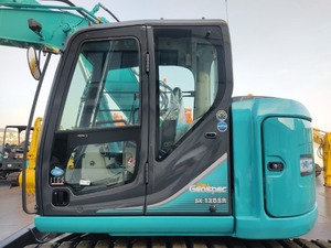 Grande remise Offre Spéciale Kobelco SK135SR pelleteuse moyenne avec prix d'usine fabriquée au Japon pelleteuse à faibles heures - Product Image 2