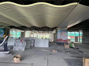 ระบบผนังม่านแบบท่ออลูมิเนียมสี่เหลี่ยม ทนทานต่อการกัดกร่อน สำหรับอพาร์ตเมนต์สูงหลายชั้น - Product Image 2