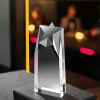 2023 New Shining Custom ized Star Form Football Trophy Cup Awards Leere kunden spezifische Trophäen Andere Kristall handwerk