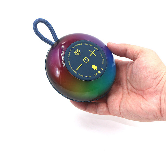 New TG422 Wireless Blue Tooth Waterproof Speaker Outdoor TWS Portable IPX6 Subwoofer TF Card USB Radio Loudspeaker