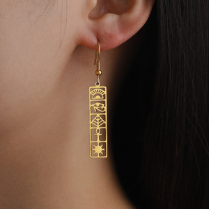 Boucles <span class=keywords><strong>d</strong></span>'oreilles spirituelles FY en acier inoxydable creux rectangulaire <span class=keywords><strong>croix</strong></span> égyptienne oeil <span class=keywords><strong>d</strong></span>'<span class=keywords><strong>horus</strong></span> Ankh pyramide amulette pendentif Huggie boucle <span class=keywords><strong>d</strong></span>'oreille - Product Image 1
