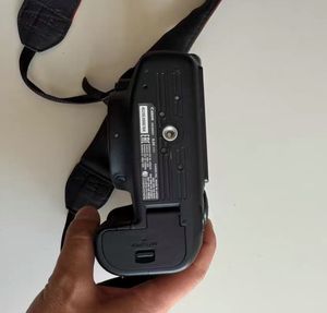 Appareil photo reflex numérique plein format <span class=keywords><strong>6D</strong></span> <span class=keywords><strong>Mark</strong></span> <span class=keywords><strong>II</strong></span>, résolution vidéo 4K, stabilisation optique de l'image, capteur CMOS, matériau ABS, fonction timelapse intégrée - Product Image 4