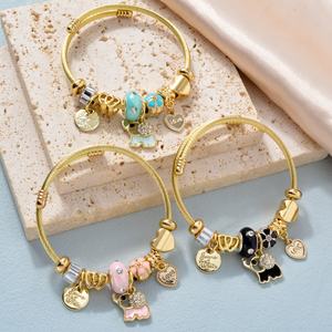 Pulsera Ajustable de Acero Inoxidable con Dijes de Corazón y Elefante, Chapada en Oro de 18k con Circonita, Estilo Lindo, Unisex, Venta al por Mayor de Moda Zeadear - Product Image 5