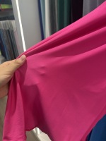 Einfarbiger, Mittelschwerer Baumwoll-Popeline, Atmungsaktiv, Lavendelviolett, 100-200GSM, mit Volltonfarbe für Bekleidung