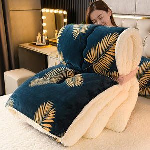 Haute qualité hiver lait velours cachemire laine d'agneau <span class=keywords><strong>couette</strong></span> épaissie roi reine taille plante fleur motif impression lit chaud <span class=keywords><strong>couette</strong></span> - Product Image 1