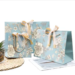 Mooie Elegante Mode Milieu Bloemen Bruiloft Verjaardagscadeau Tas Ins Bos Bloemenstrik Lint Papier Handtas