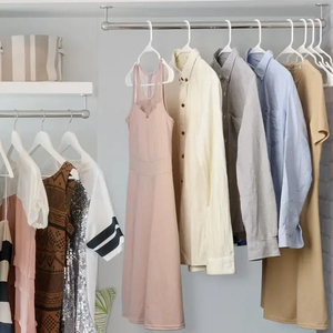 Perchas de Plástico Negras Super Resistentes para Trajes, Perchas de Ropa de Alta Calidad Premium para Uso en Armarios - Product Image 5