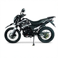Moto tout-terrain puissante de 200 cm³ fabriquée en Chine pour les athlètes d'élite, avec des autocollants personnalisables et un moteur haute performance