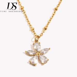 Collar de Cadena con Cuentas de Circonio y Pétalos de Flor Dreamshow, Aretes de Aro Dorados para Mujer, Estilo Minimalista - Product Image 1