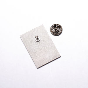 Le Baiser Épingles En Émail <span class=keywords><strong>Gustav</strong></span> <span class=keywords><strong>Klimt</strong></span> Peinture À L'huile Abstraite Œuvres Broches Revers Badges Élégant Dessin Bijoux Cadeau En Gros - Product Image 5